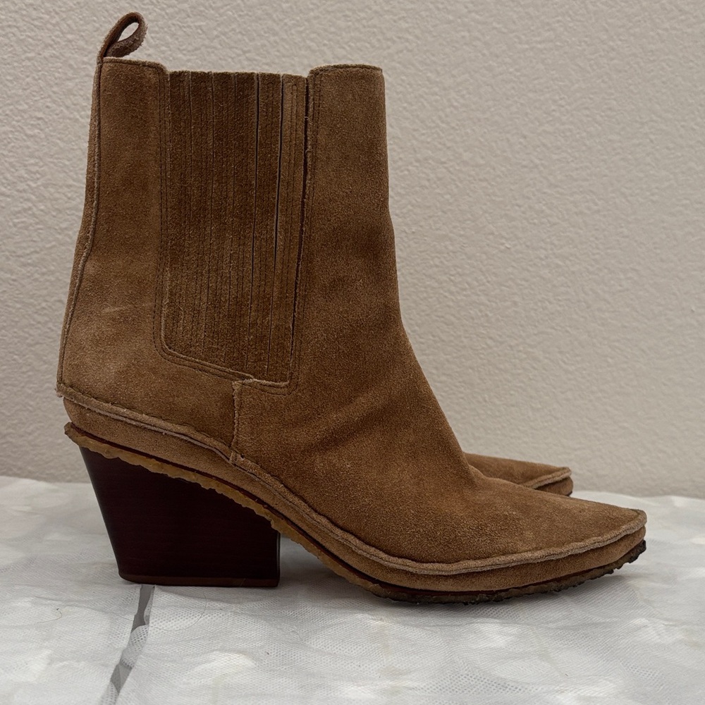Tory Burch Lila Boots Brown Suede Pointed Block Heel Ankle Western Booties 7.5 - Picture 2 of 4